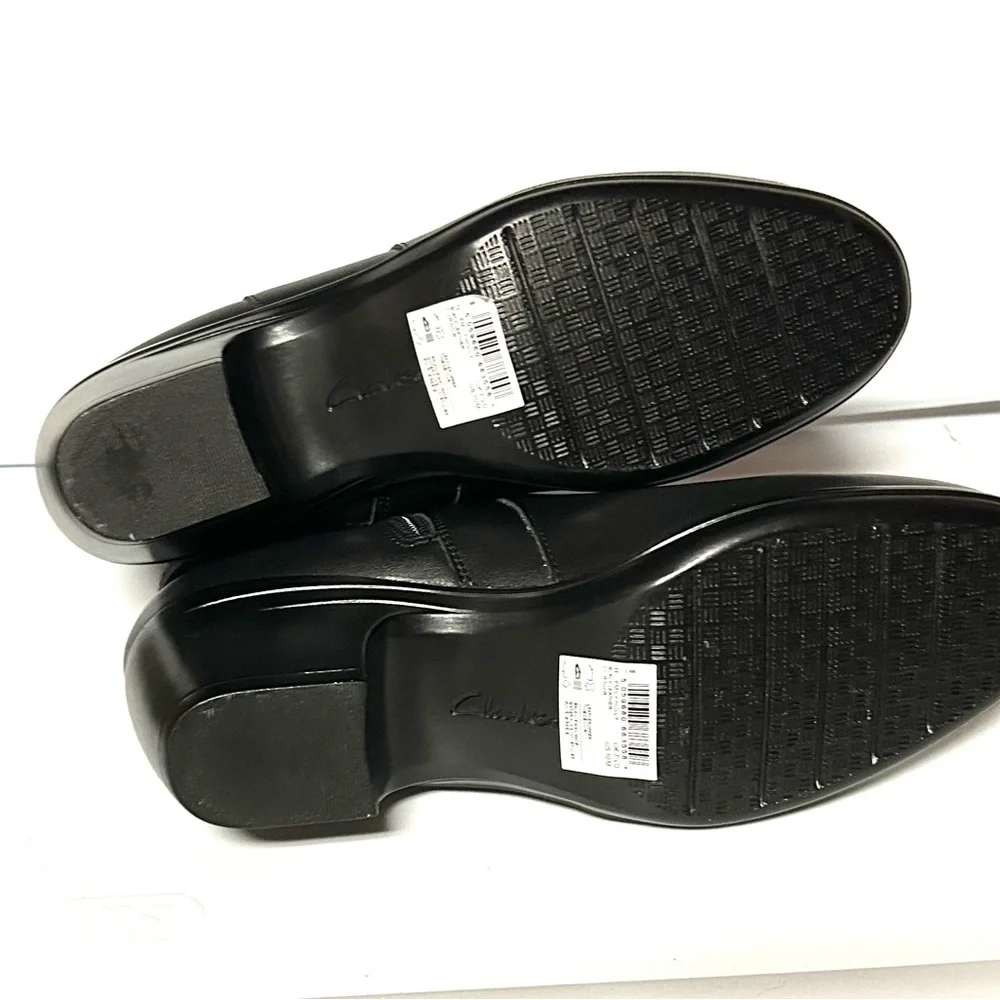 Clark’s Emily Black Leather Ankle  Boots Size 10 NIB